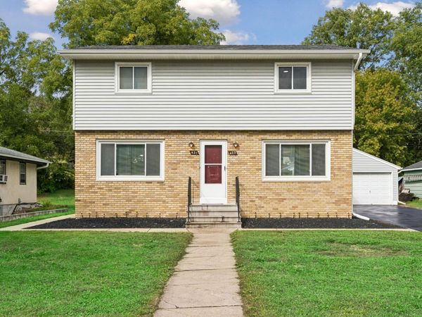 421/423 Nevada Avenue E, Saint Paul, MN 55101