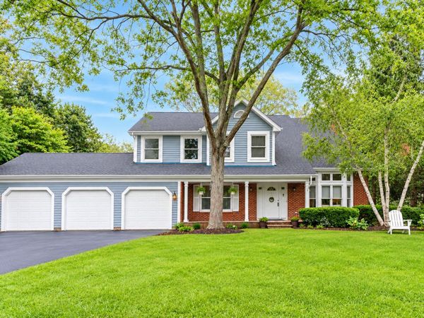 2140 Kenton Lane , Green Oaks, IL 60048