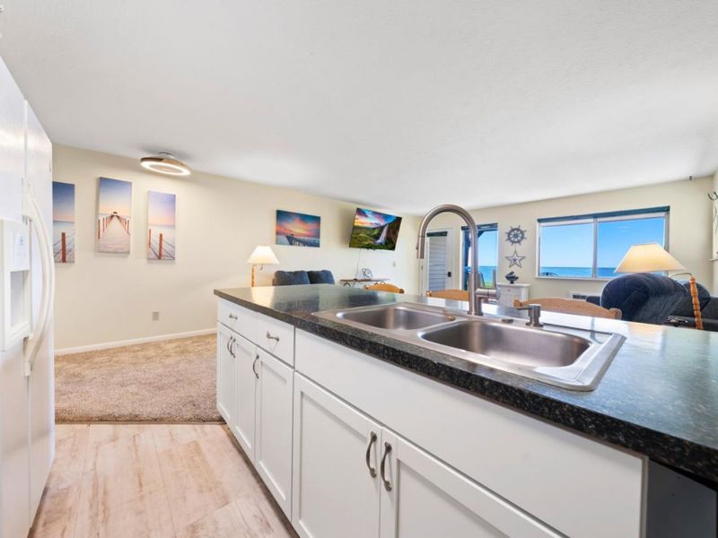 348 Toledo Avenue, Unit H, Put in Bay, OH 43456 Photo 6