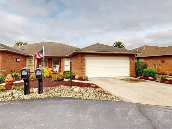 30 Wedgewood Drive, Willard, OH 44890