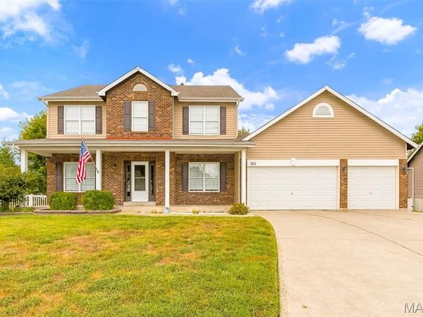 153 Prairie Bluffs Drive, Wentzville, MO 63385