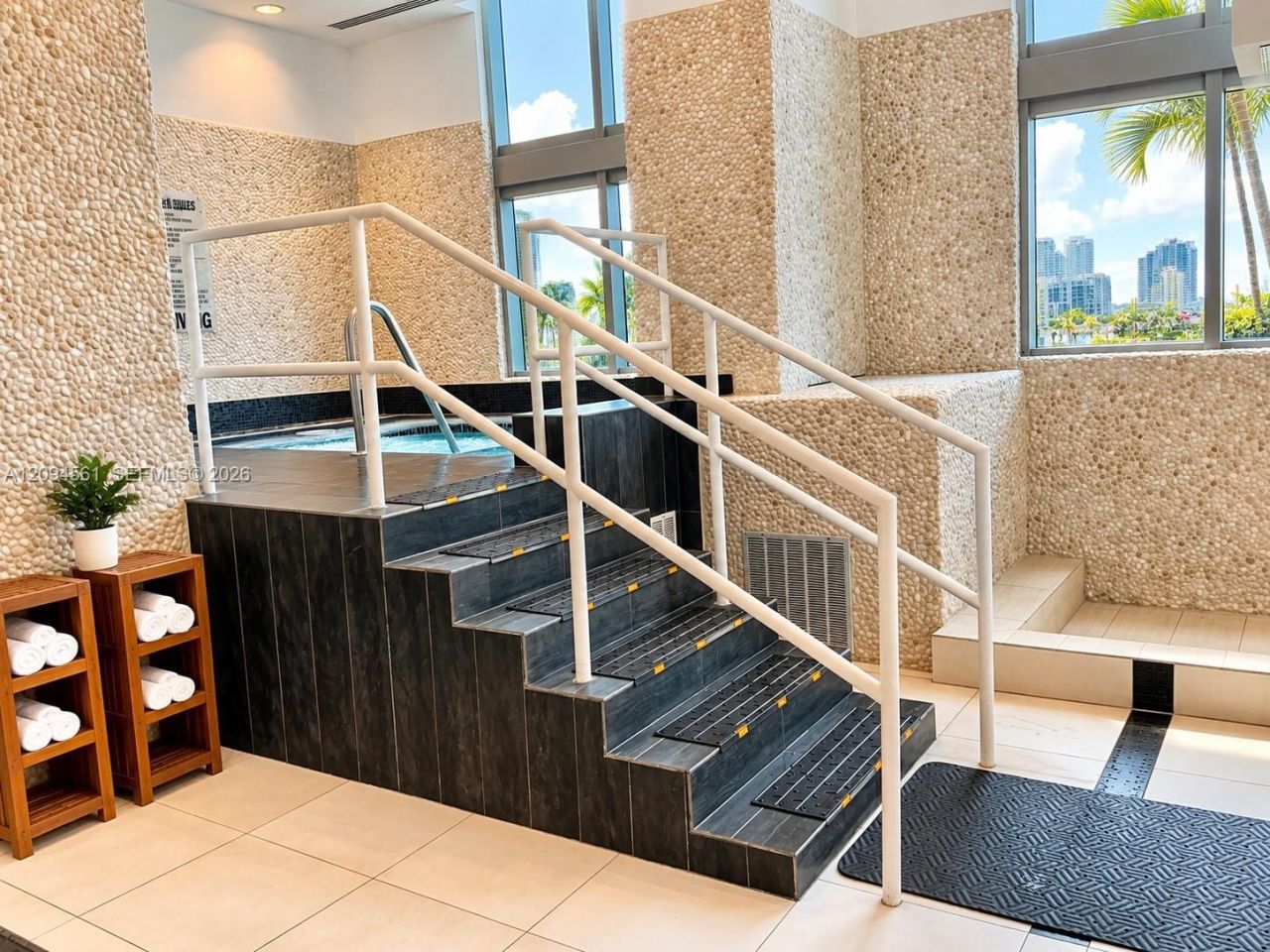 92 SW 3rd St , Unit 1603, Miami, FL 33130 Photo