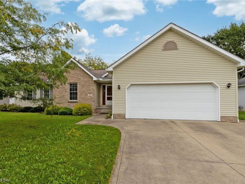 23 Lincoln Drive, Shelby, OH 44875 Photo 2