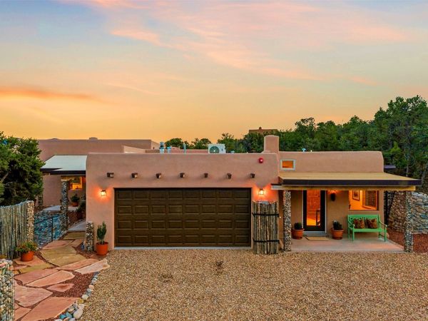 37 Lomas De Tesuque , Santa Fe, NM 87506