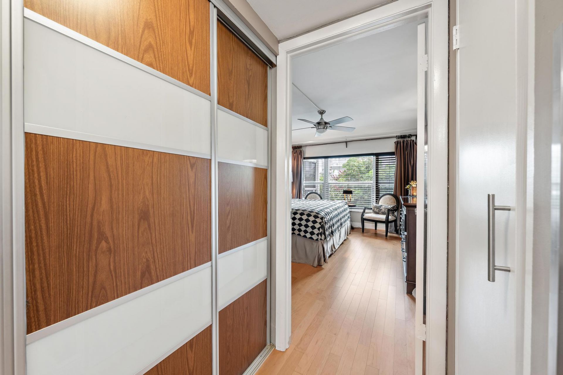 155 Yacht Club Drive, Unit 207, North Palm Beach, FL 33408 Photo