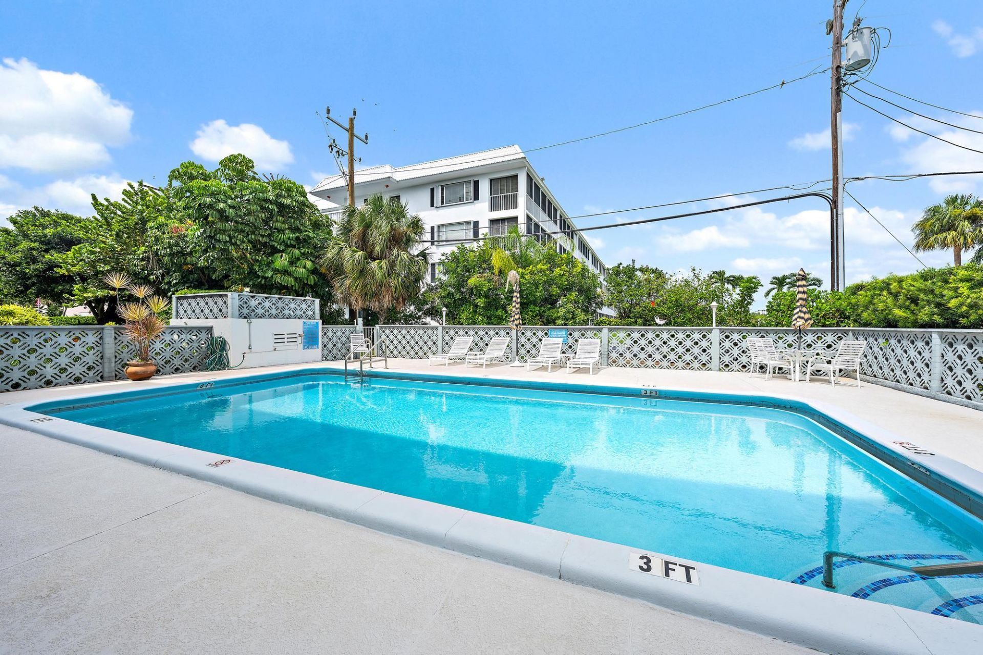 155 Yacht Club Drive, Unit 207, North Palm Beach, FL 33408 Photo