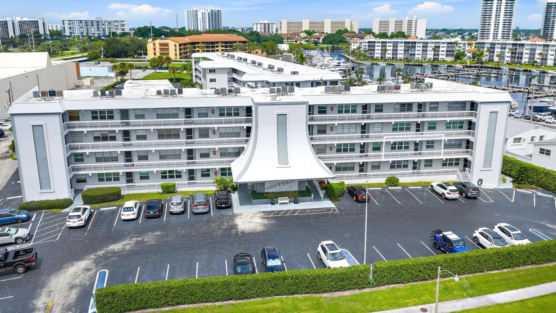 155 Yacht Club Drive, Unit 207, North Palm Beach, FL 33408 Photo