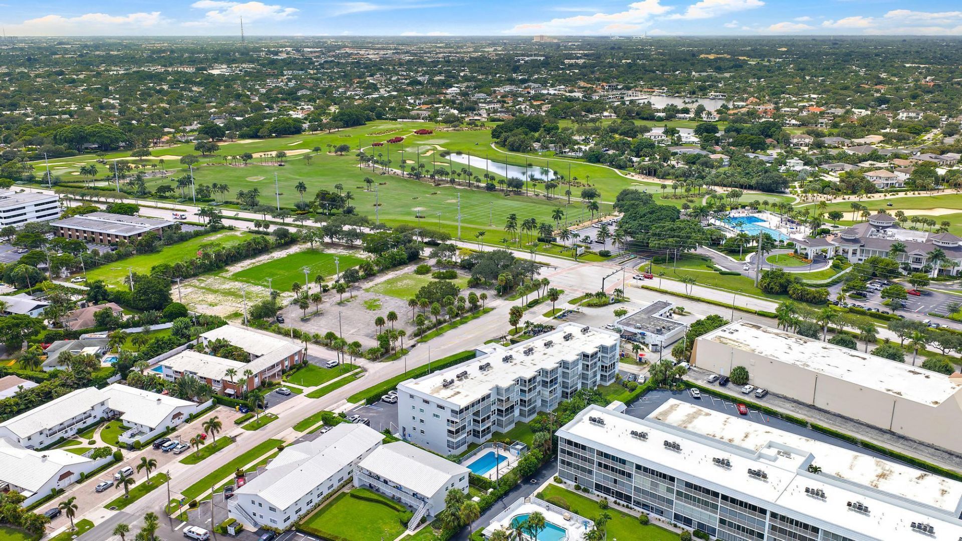 155 Yacht Club Drive, Unit 207, North Palm Beach, FL 33408 Photo