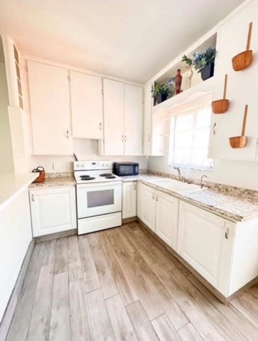 113 N Lakeside Drive, Unit #6, Lake Worth Beach, FL 33460 Photo