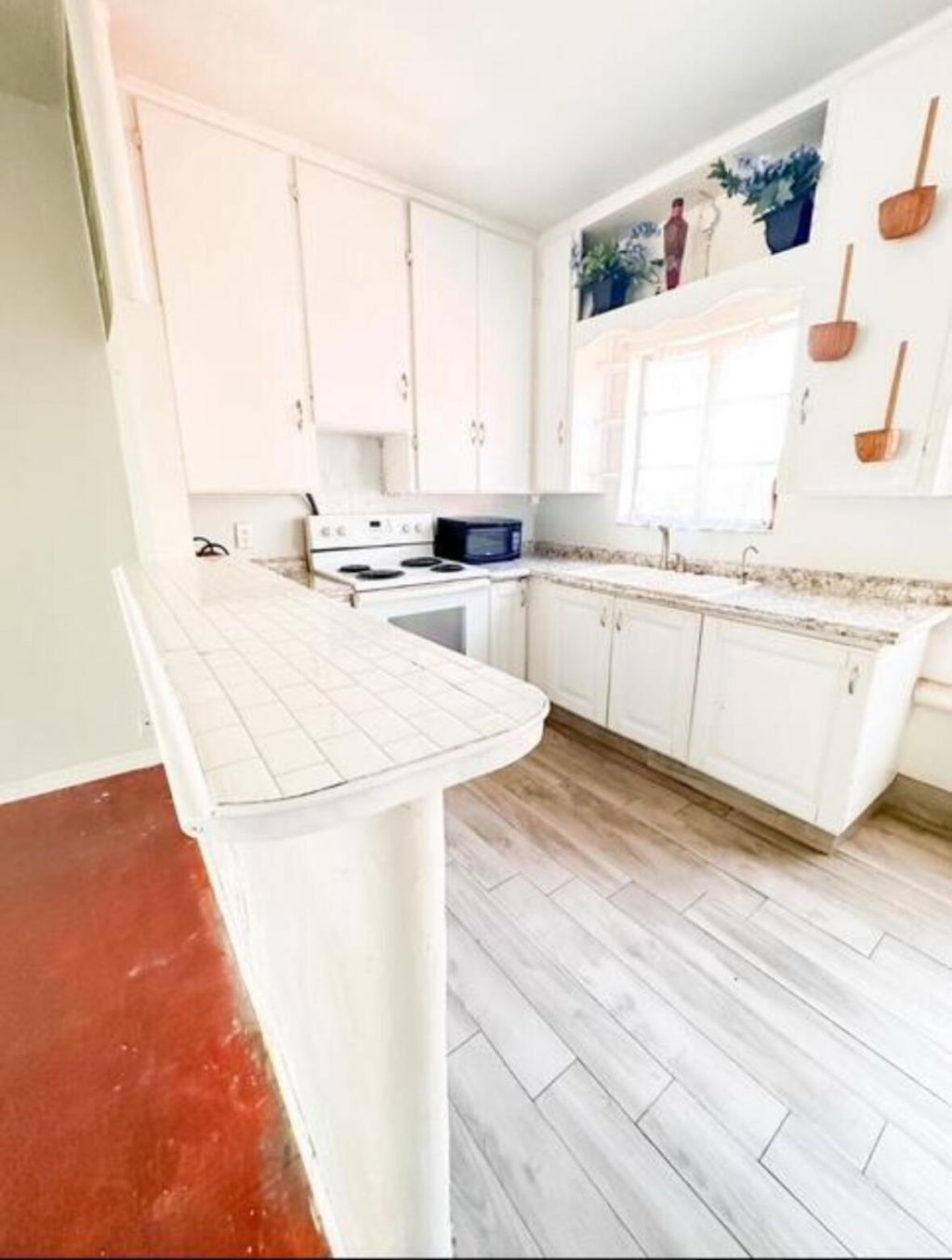 113 N Lakeside Drive, Unit #6, Lake Worth Beach, FL 33460 Photo