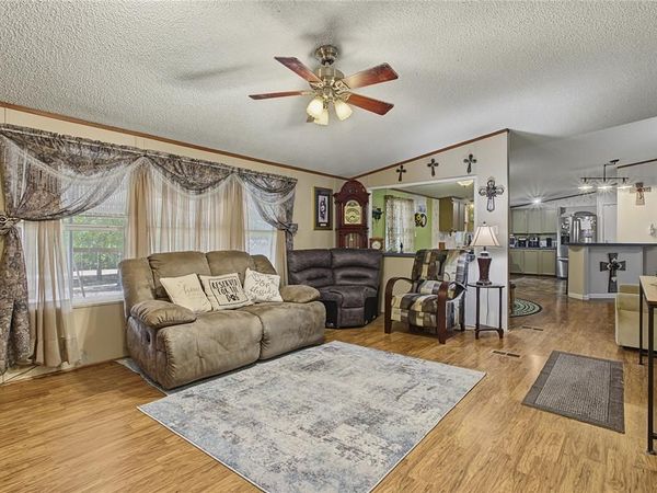 6005 Vinery Lane, Joshua, TX 76058