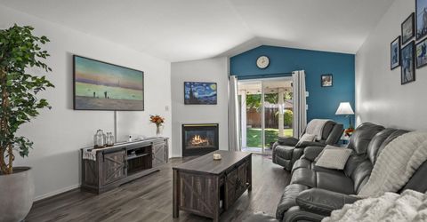 6784 N Drexel Drive, Sparks, NV 89436 Photo