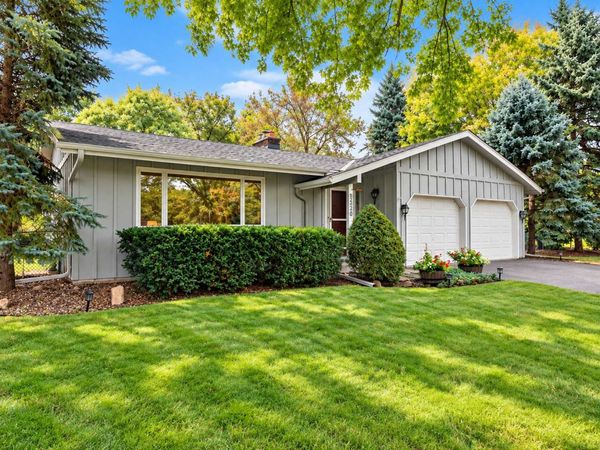 5220 Cottonwood Lane N, Plymouth, MN 55442