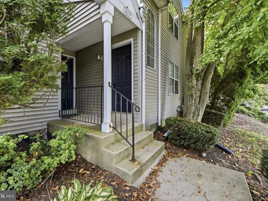 319 Cashel Court, Unit 319, Aston, PA 19014 Main Photo