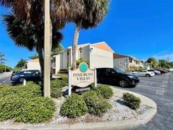 9960 5TH STREET N, Unit 301, ST PETERSBURG, FL 33702
