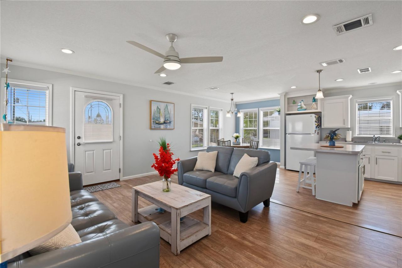 919 50th Avenue W, Bradenton, FL 34207 Photo