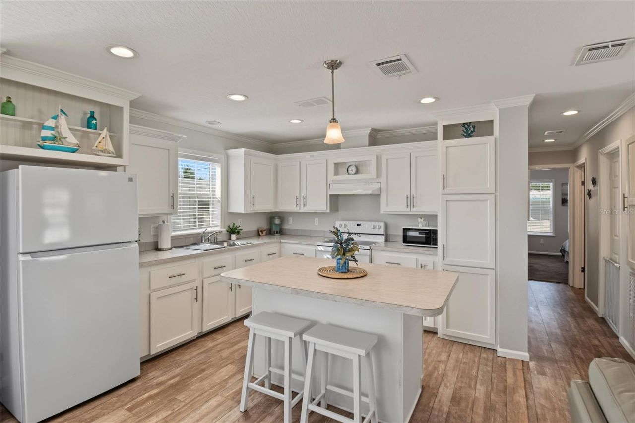 919 50th Avenue W, Bradenton, FL 34207 Photo