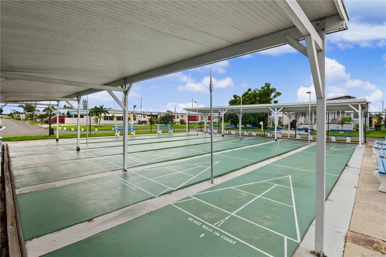 919 50th Avenue W, Bradenton, FL 34207 Photo