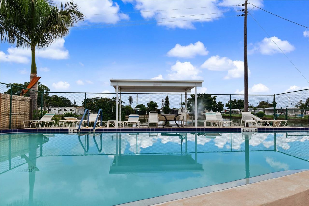 919 50th Avenue W, Bradenton, FL 34207 Photo