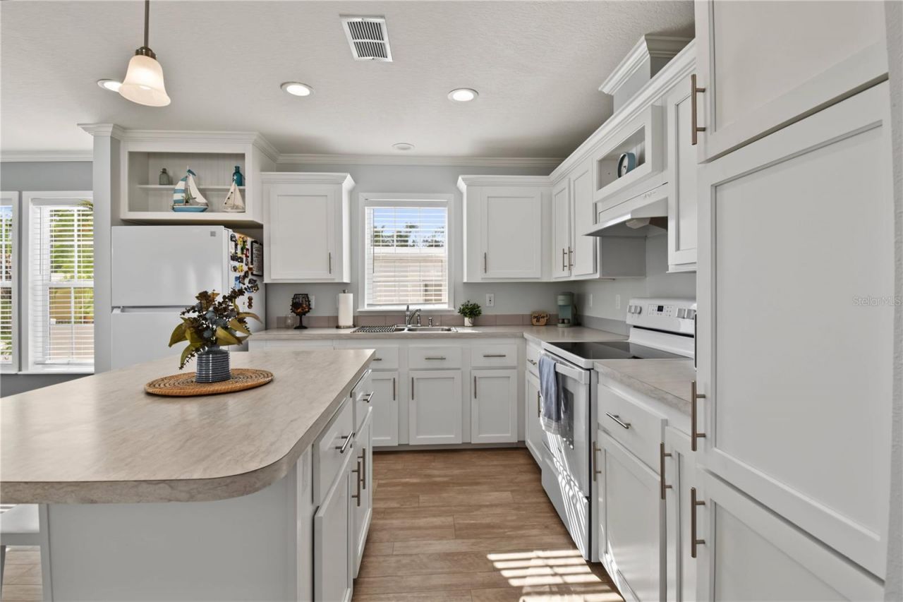 919 50th Avenue W, Bradenton, FL 34207 Photo