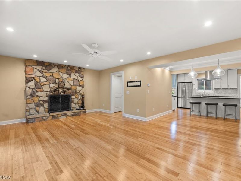 19245 Briarwood Lane, Strongsville, OH 44149 Photo 13
