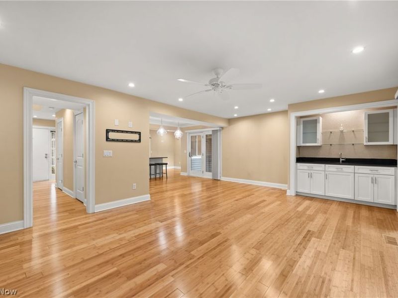 19245 Briarwood Lane, Strongsville, OH 44149 Photo 17