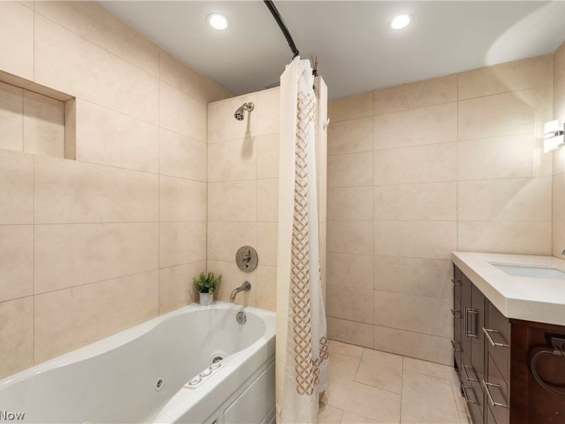 19245 Briarwood Lane, Strongsville, OH 44149 Photo 30