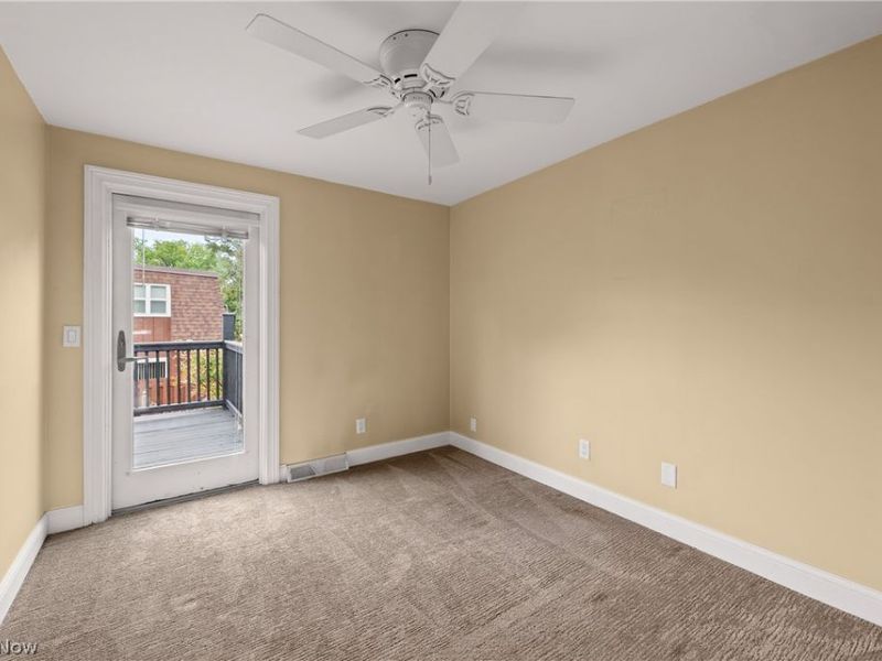 19245 Briarwood Lane, Strongsville, OH 44149 Photo 32