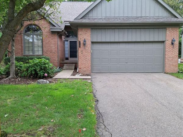 37704 Avon Lane , Farmington Hills, Mi 48331