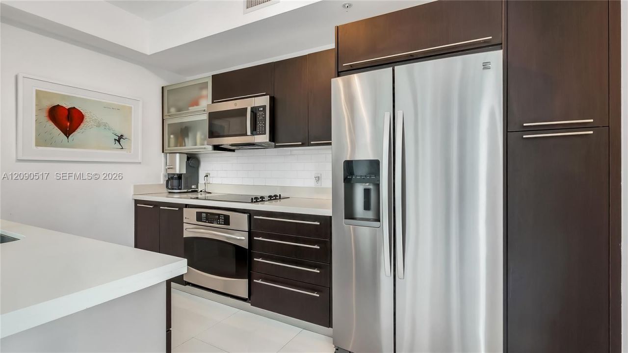 90 SW 3rd St , Unit 308, Miami, FL 33130 Photo
