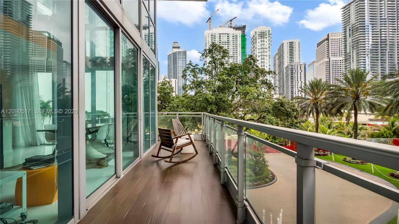 90 SW 3rd St , Unit 308, Miami, FL 33130 Photo