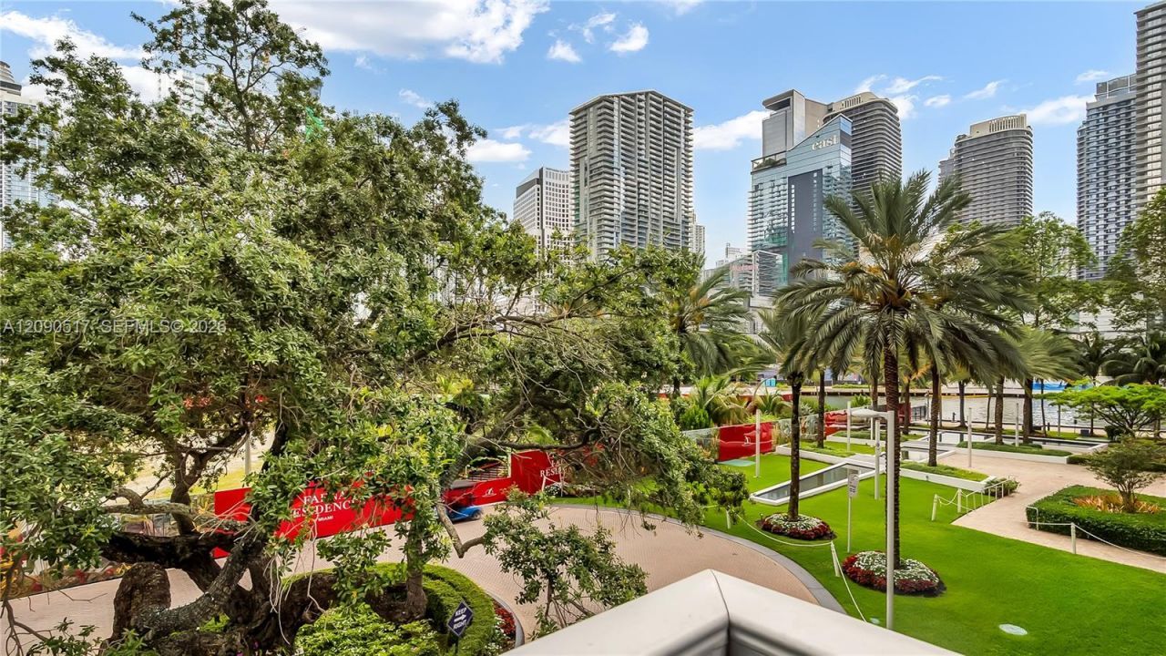 90 SW 3rd St , Unit 308, Miami, FL 33130 Photo