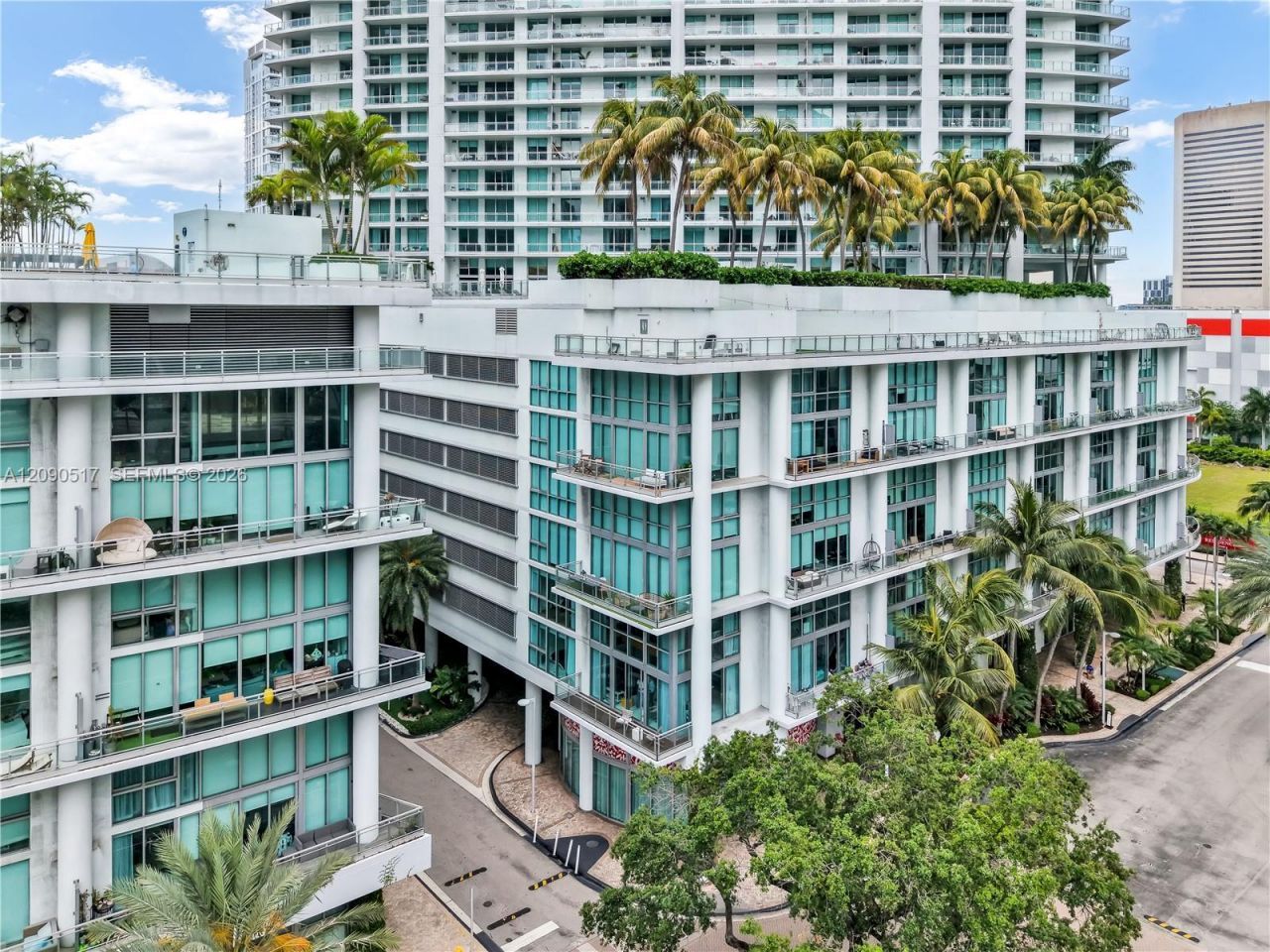 90 SW 3rd St , Unit 308, Miami, FL 33130 Photo