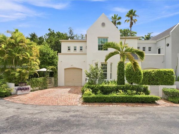 3141 Peachy St , Unit 12, Miami, FL 33133