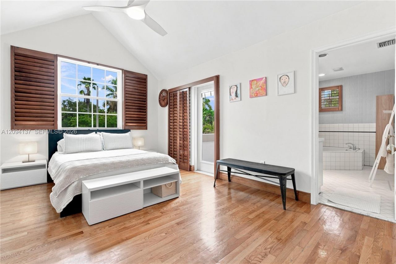 3141 Peachy St, Unit 12, Miami, FL 33133 Photo