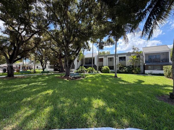 7963 SW 104th St, Unit 210A, Miami, FL 33156