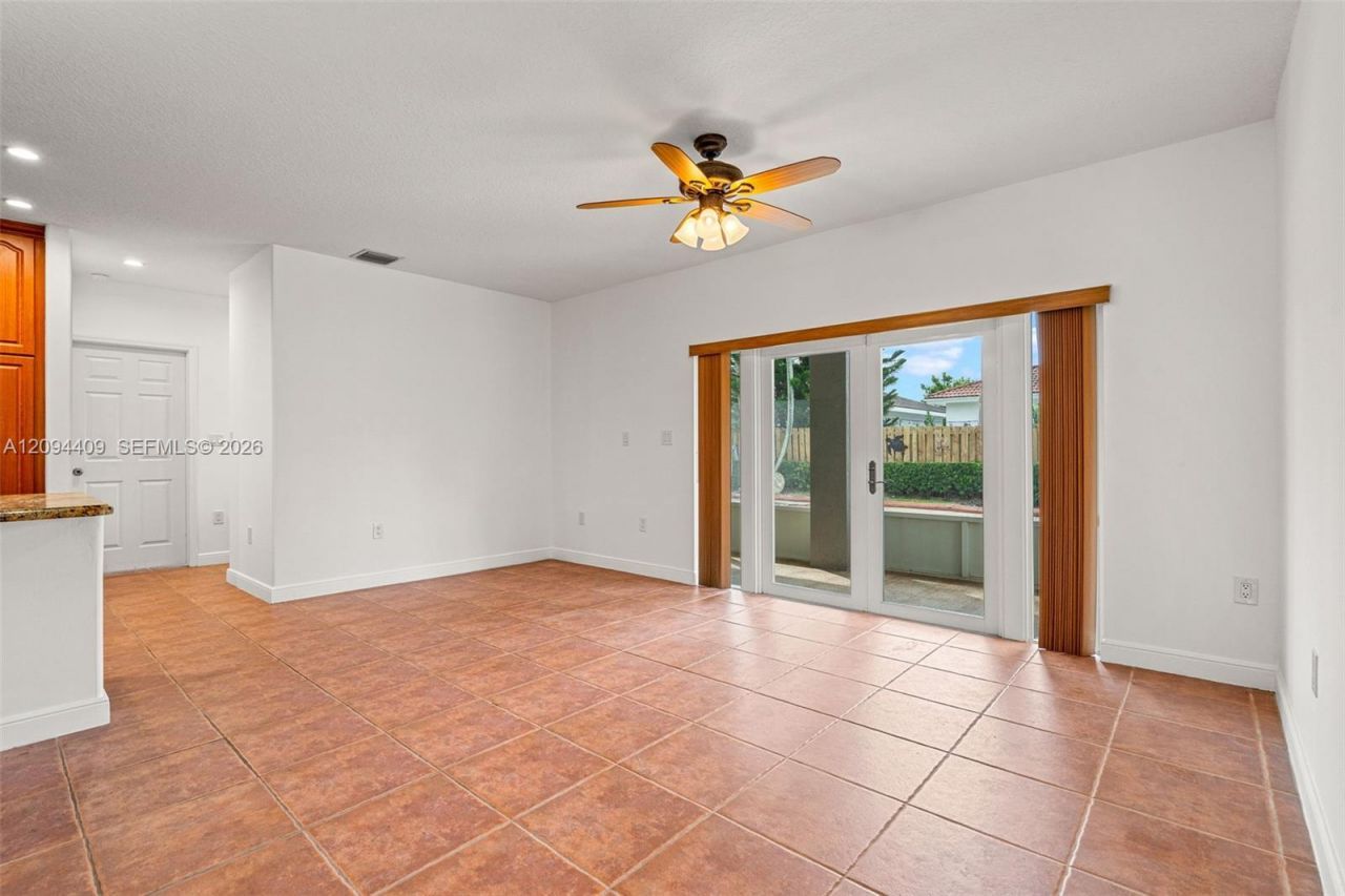16148 SW 143rd St , Miami, FL 33196 Photo