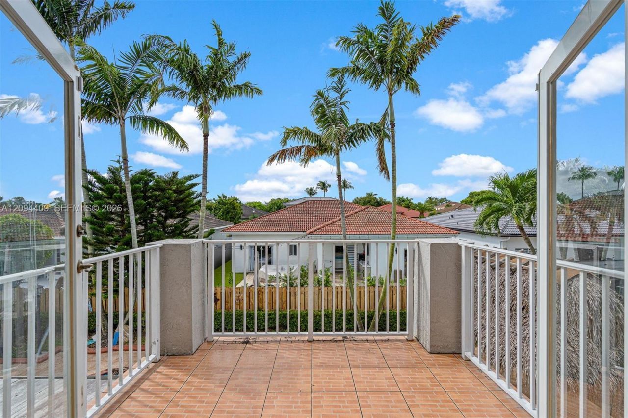 16148 SW 143rd St , Miami, FL 33196 Photo
