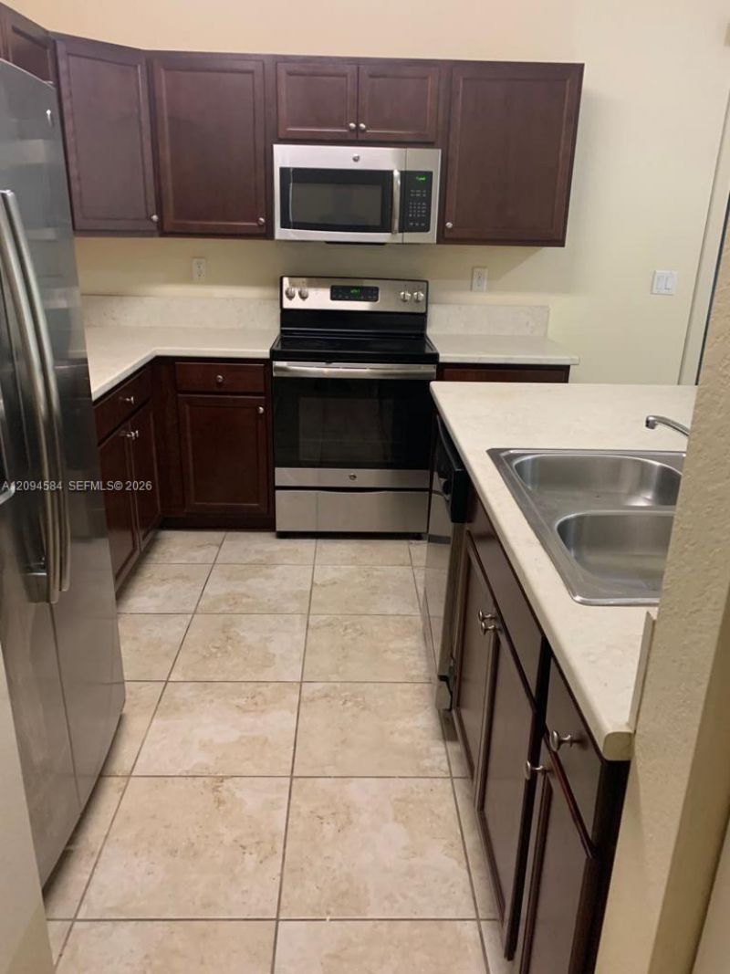142 SE 28th Ter , Unit 10, Homestead, FL 33033 Photo
