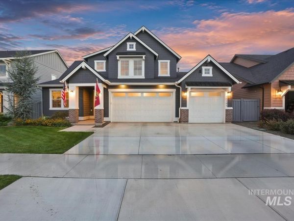 10393 Millgrain St., Nampa, ID 83687