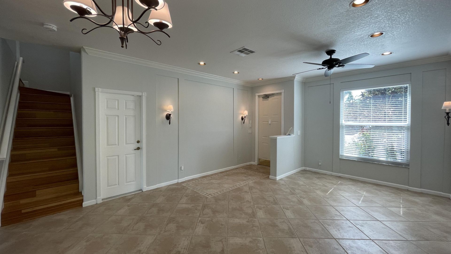 4857 Victoria Circle, West Palm Beach, FL 33409 Photo