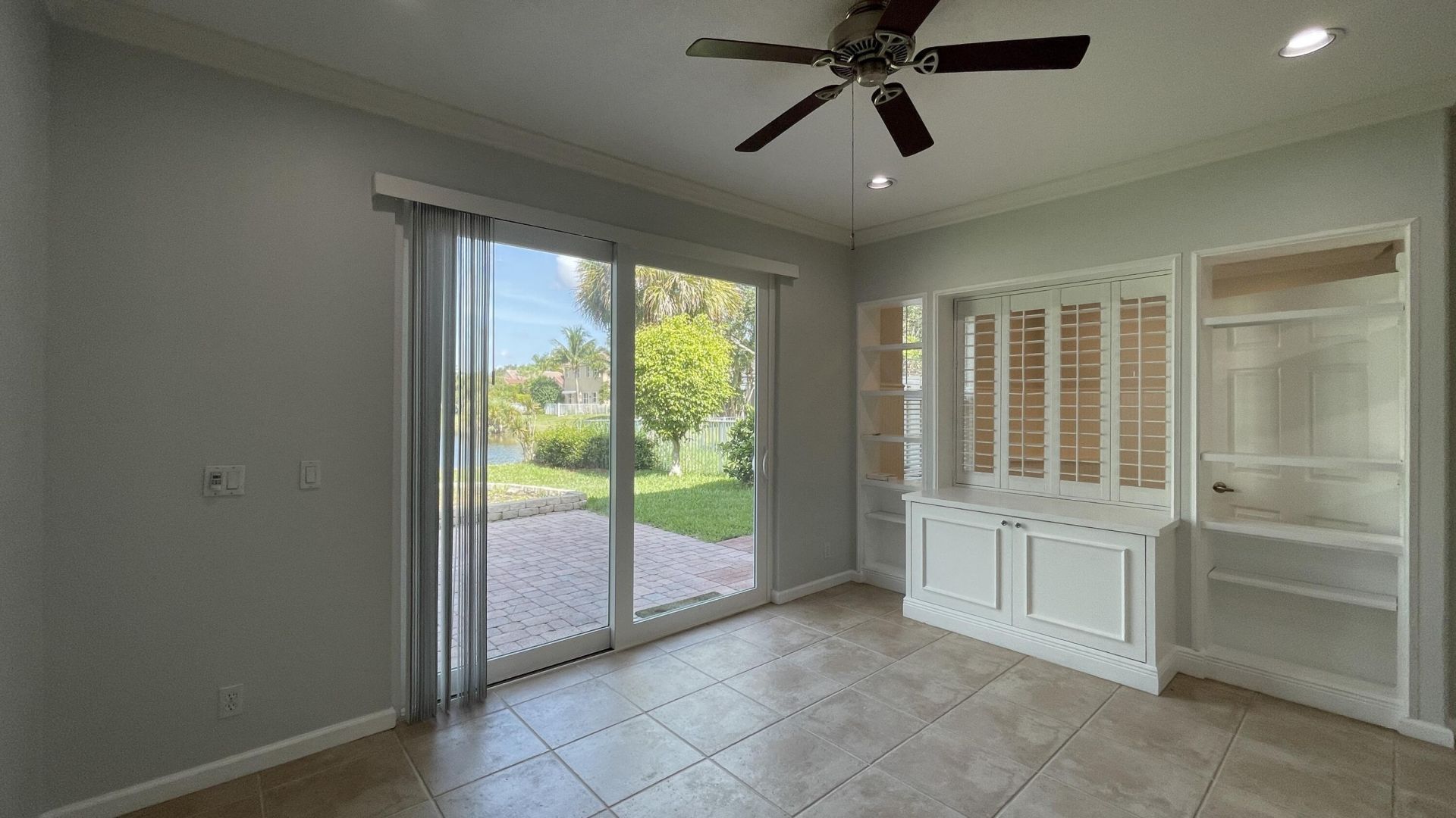 4857 Victoria Circle, West Palm Beach, FL 33409 Photo