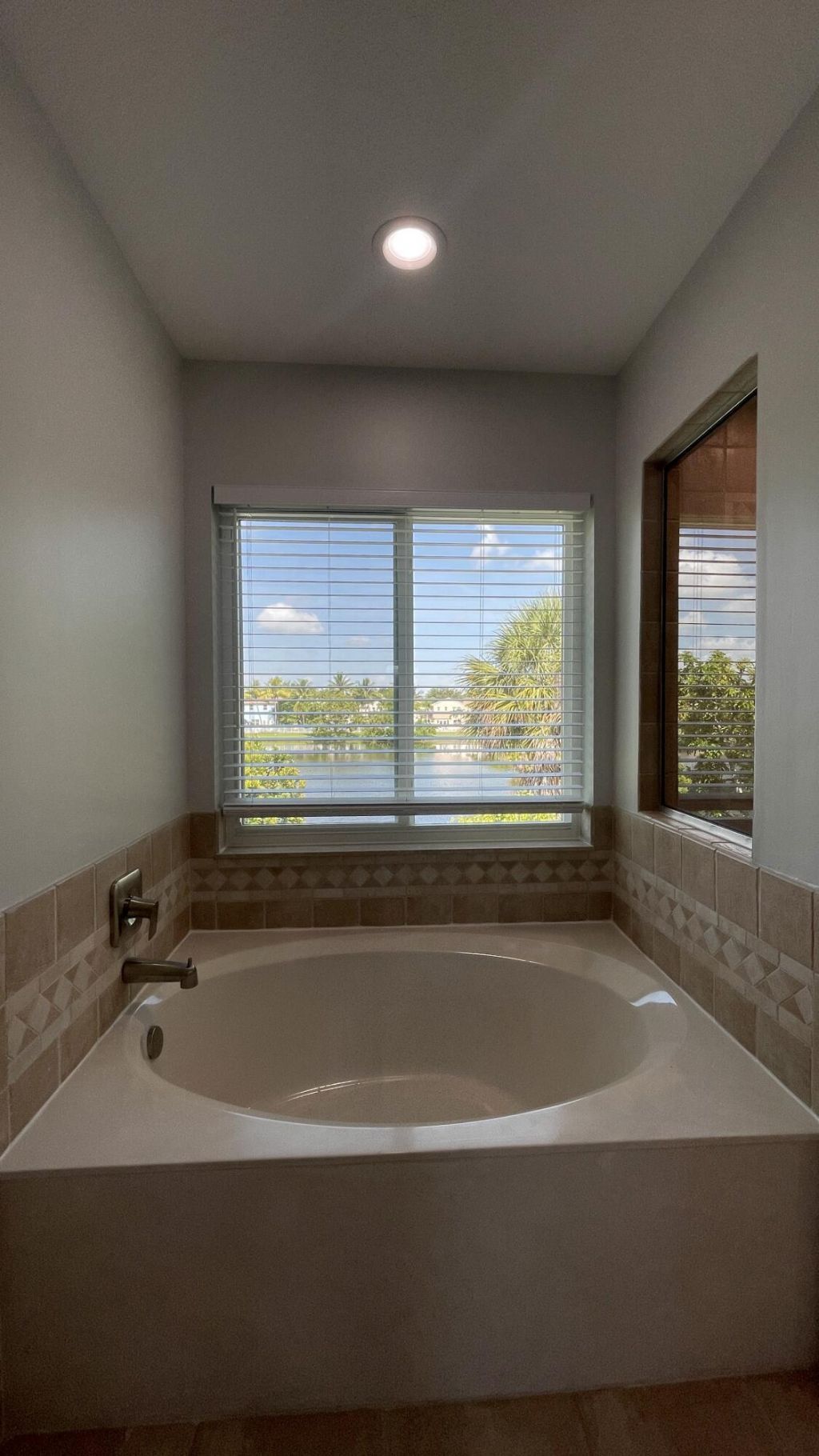 4857 Victoria Circle, West Palm Beach, FL 33409 Photo