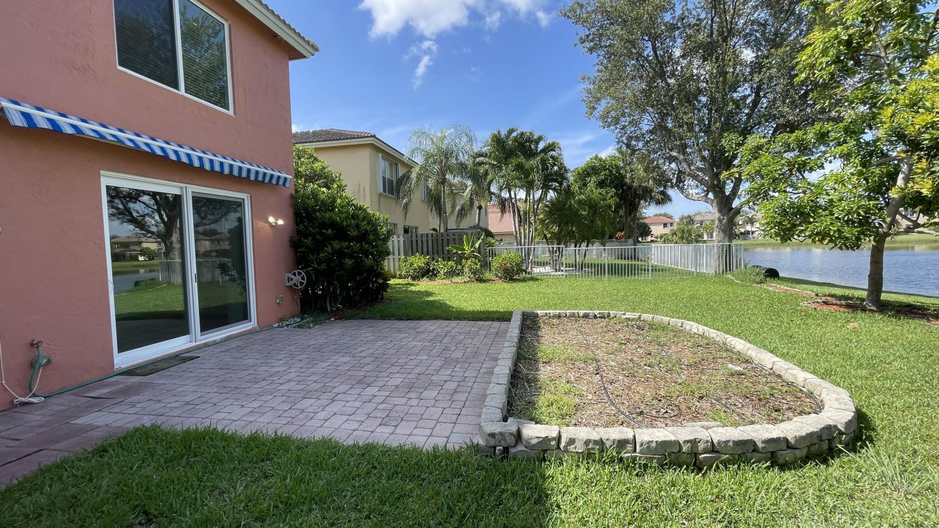 4857 Victoria Circle, West Palm Beach, FL 33409 Photo