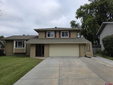10308 P Street, Omaha, NE 68127