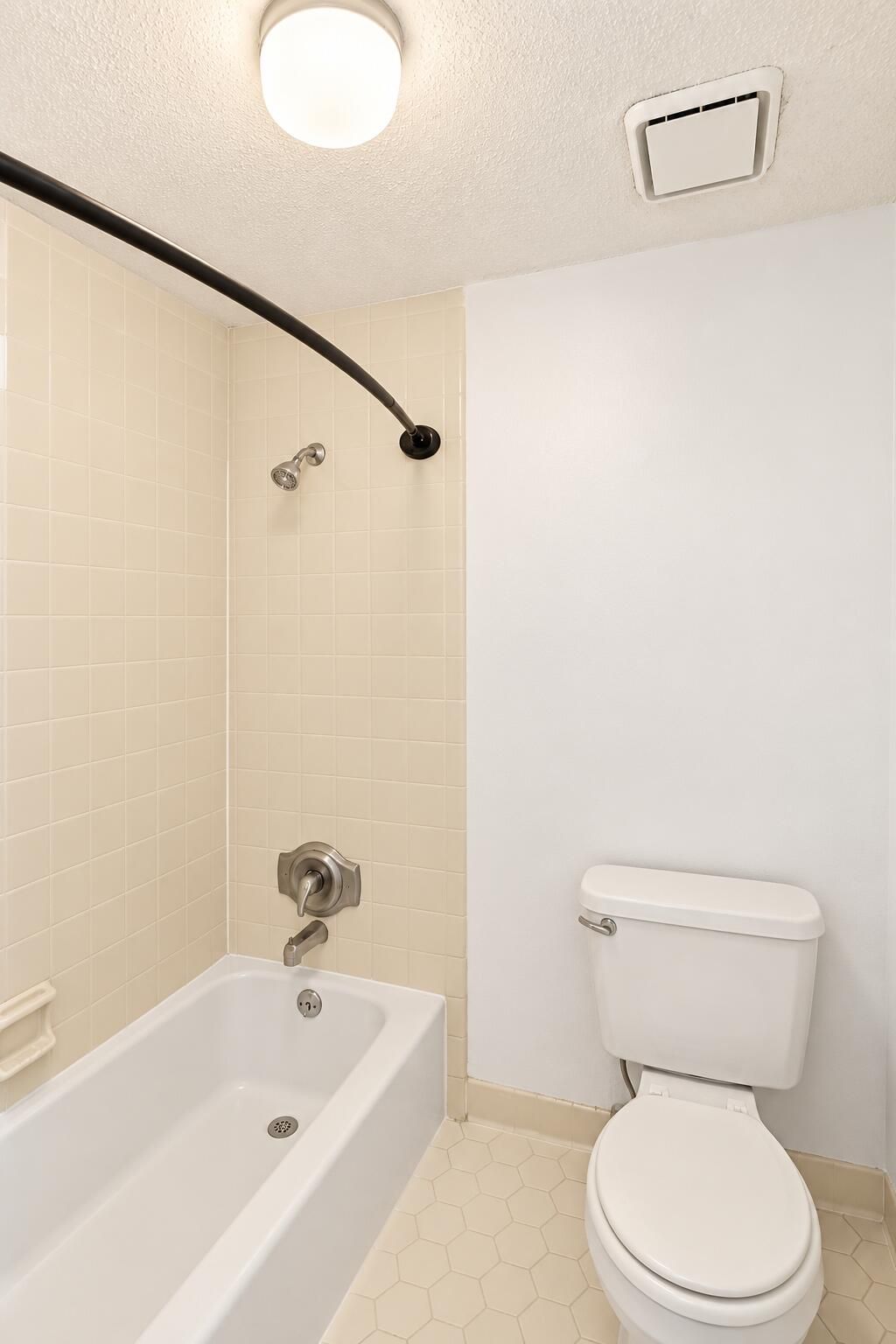912 Sea Gull Drive Photo 10