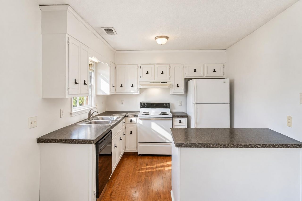 912 Sea Gull Drive Photo 5