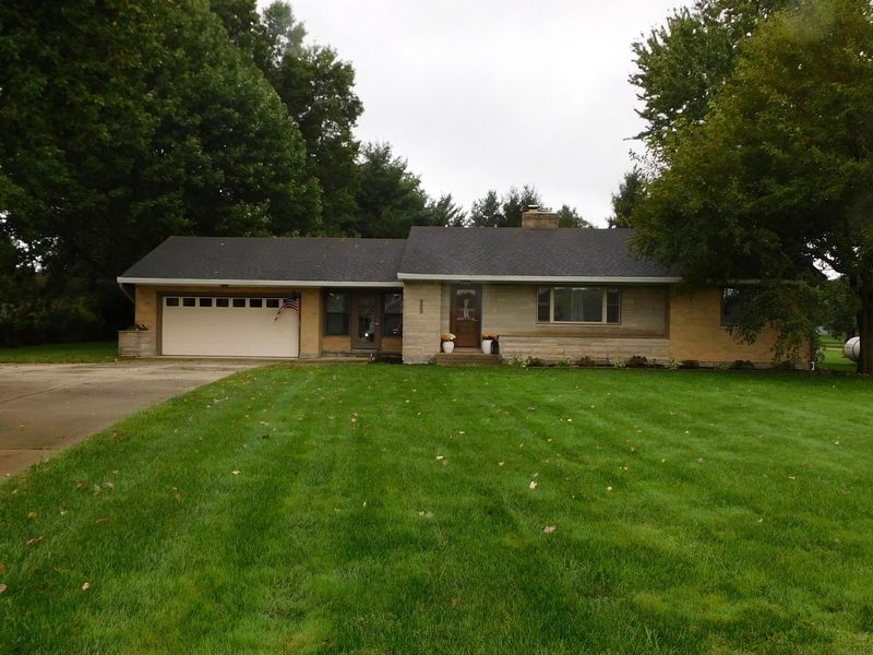 1390 Michaels Road, Tipp City, OH 45371 Photo 1