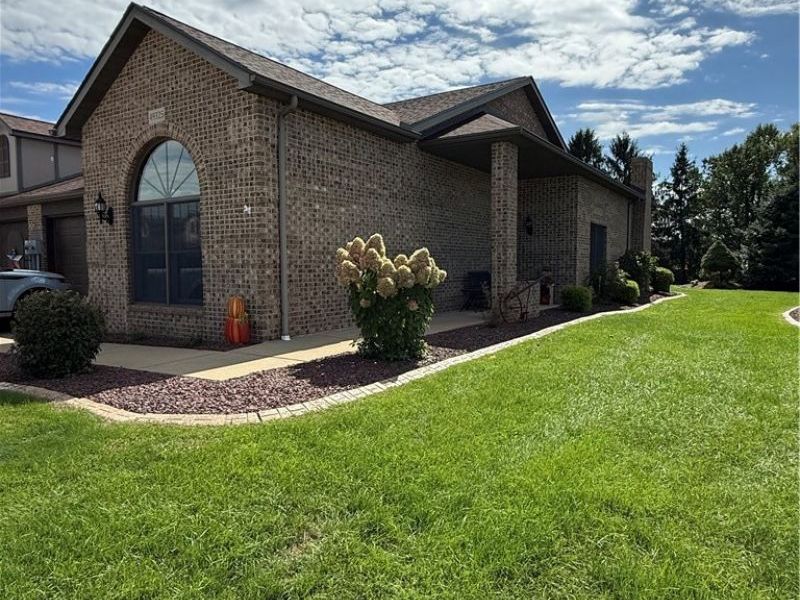 49325 Eagle Drive, East Liverpool, OH 43920 Photo 2