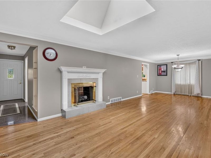 1597 Windsor Circle , Mayfield Heights, OH 44124 Photo 20